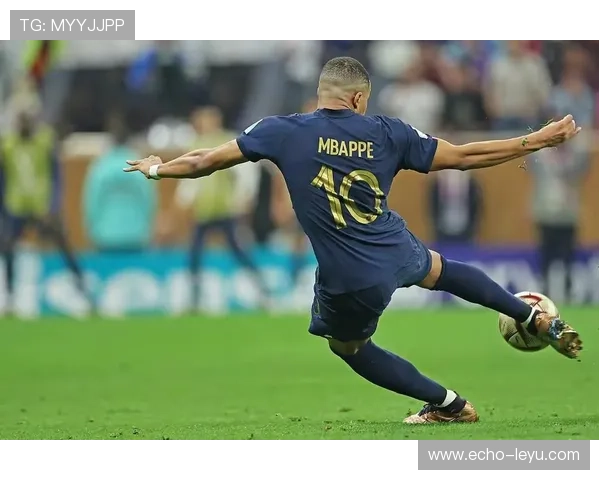 姆巴佩昨晚豪掷几百万，只差没带跑车进训练场了吧？