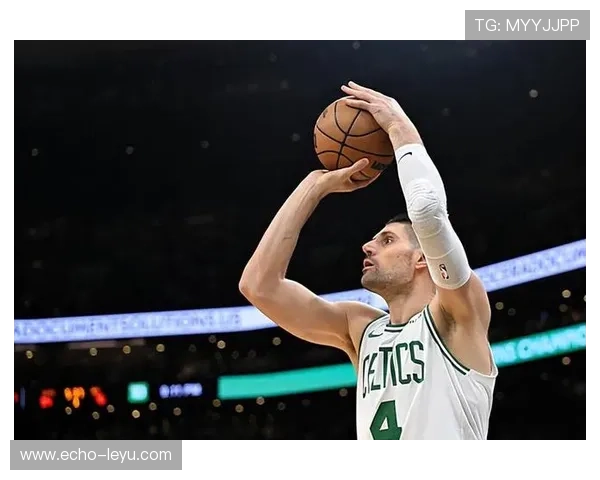 武切维奇背身单打对比恩比德提升效率，成为球队稳定内线得分核心