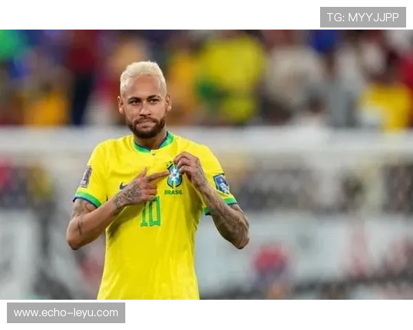 维尼修斯国家队与俱乐部核心地位建立路径对比分析